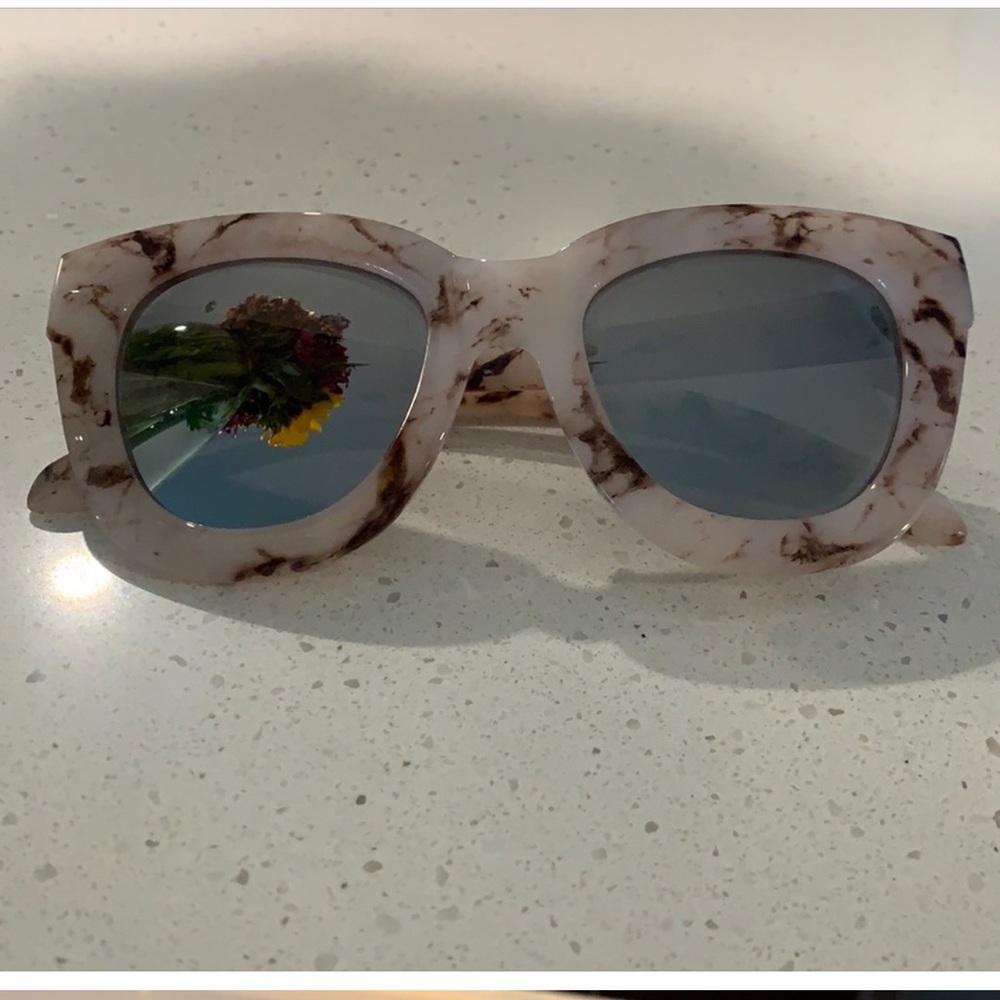 Quay Sugar and Spice sunglasses